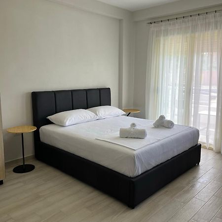 Lotus Apartments Vlore Bagian luar foto