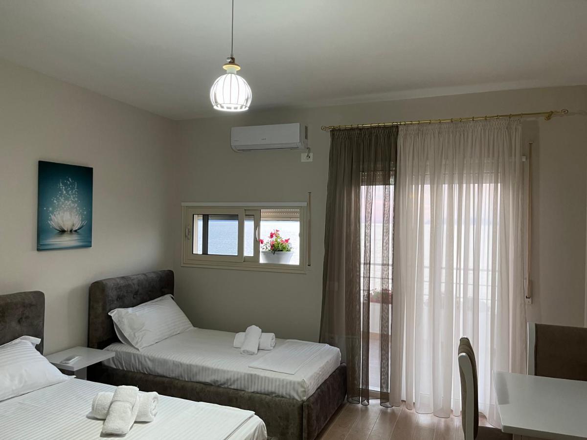 Lotus Apartments Vlore Bagian luar foto