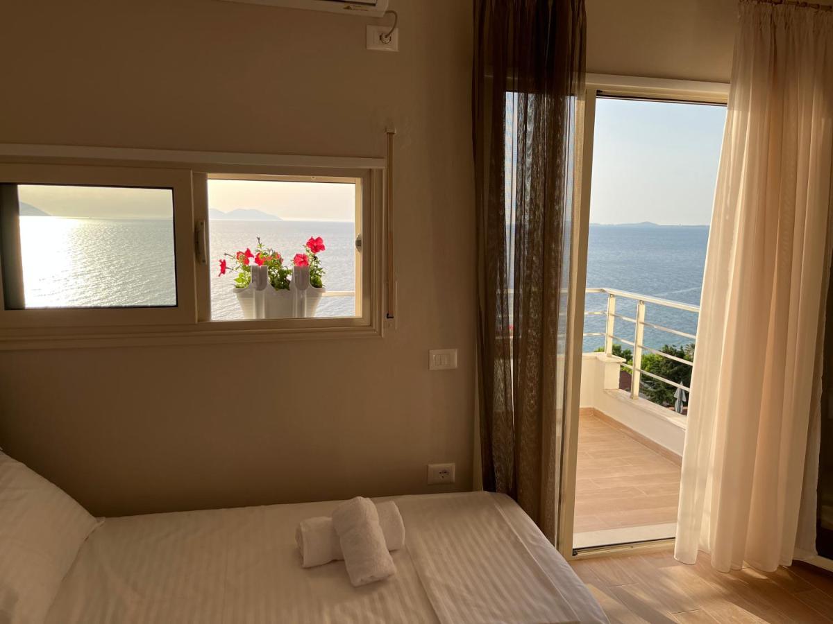 Lotus Apartments Vlore Bagian luar foto
