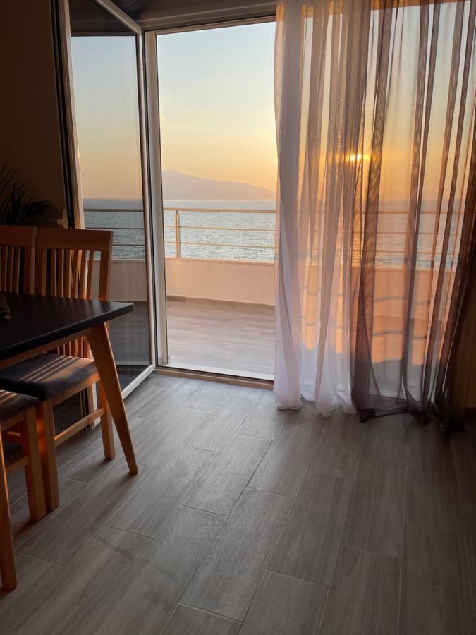 Lotus Apartments Vlore Bagian luar foto