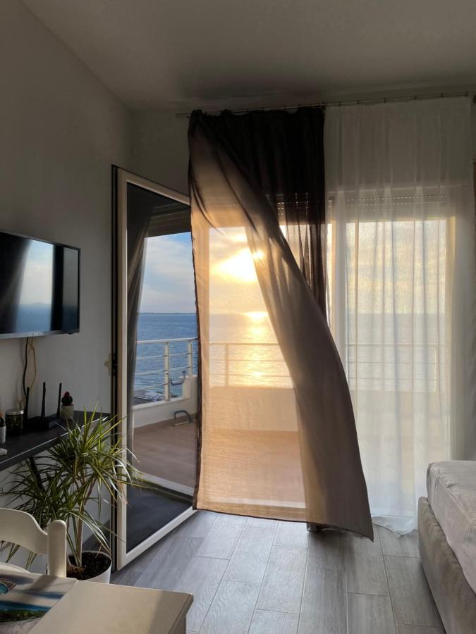Lotus Apartments Vlore Bagian luar foto